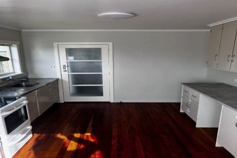 Photo of property in 59 Hutchinson Avenue, New Lynn, Auckland, 0600