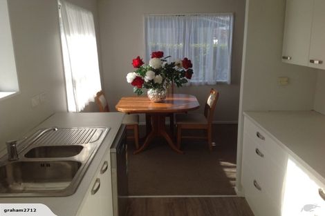 Photo of property in 32b Edgewater Parade, Waiuku, 2123
