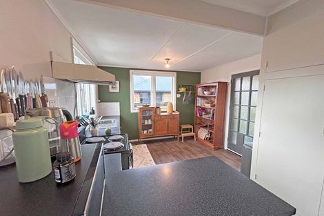 Photo of property in 1042 Heaphy Terrace, Fairfield, Hamilton, 3214