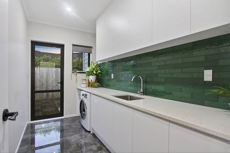 Photo of property in 16 Catherine Mclean Road, Pukekohe, 2120