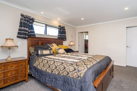 Photo of property in 11 Thomson Street, Green Island, Dunedin, 9018