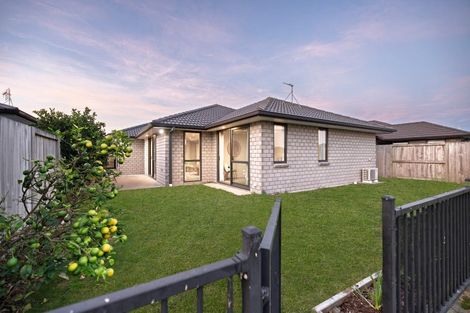 Photo of property in 44 Te Kio Crescent, Papamoa Beach, Papamoa, 3118