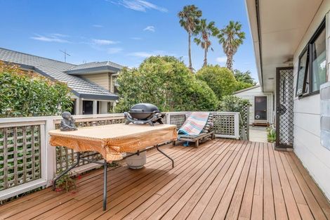 Photo of property in 1/23 Raines Avenue, Forrest Hill, Auckland, 0620