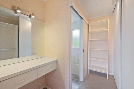 Photo of property in 22 Harvest Drive, Henderson, Auckland, 0612