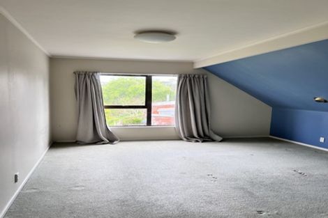 Photo of property in 93 Oliver Road, Eastern Beach, Auckland, 2012