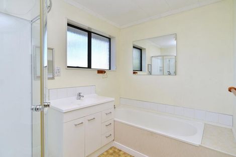 Photo of property in 13a Strachan Place, Rangiora, 7400