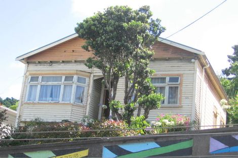Photo of property in 126 Wallace Street, Mount Cook, Wellington, 6021