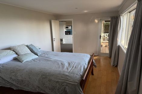 Photo of property in 266 Whangaparaoa Road, Red Beach, 0932