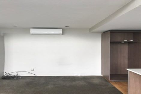 Photo of property in 7 Crawford Green, Miramar, Wellington, 6022