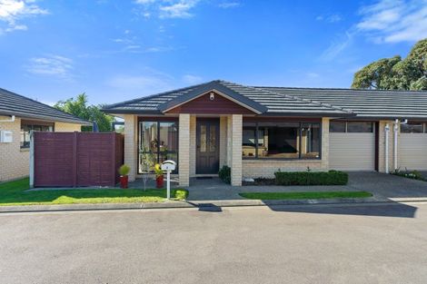Photo of property in 8 Ian Peter Way, Otaki, 5512