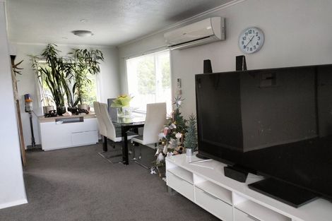 Photo of property in 1 Iris Grove, Trentham, Upper Hutt, 5018