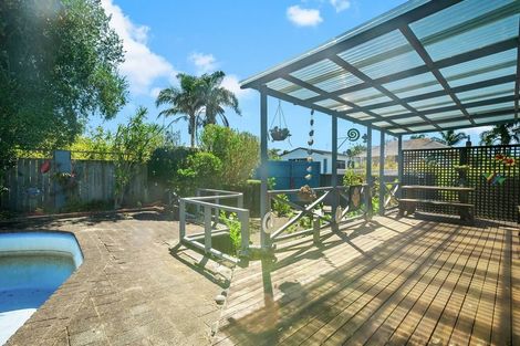Photo of property in 2/23 Swan Crescent, Pakuranga, Auckland, 2010