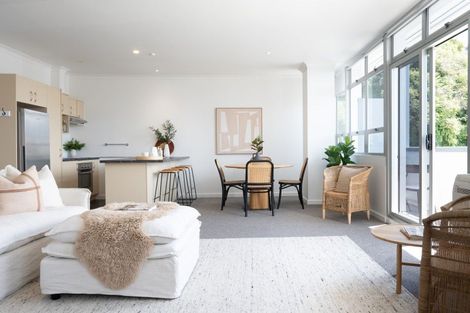 Photo of property in Mclean Towers, 1c/3 Shakespeare Road, Napier South, Napier, 4110