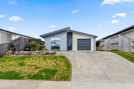 Photo of property in 18 Stevenson Drive, Papamoa, 3118