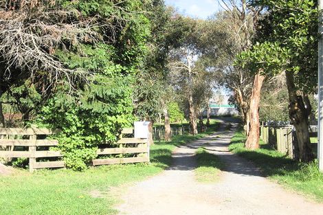 Photo of property in 53 Waitohu Valley Road, Otaki, 5512