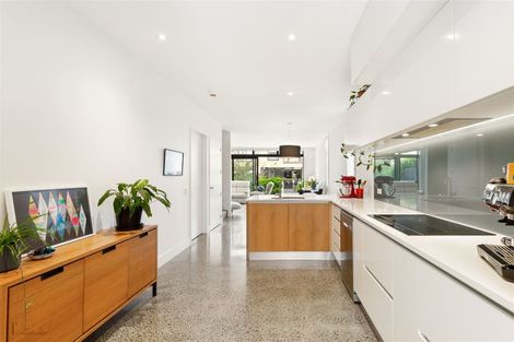 Photo of property in 6 Cochrane Road, Hobsonville, Auckland, 0616