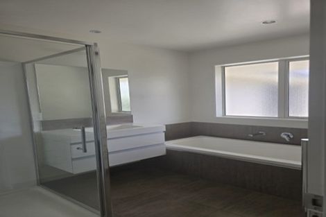 Photo of property in 13 Pemberton Drive, Amberley, 7410