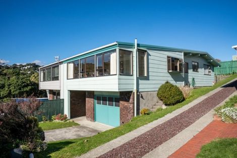 Photo of property in 1b Westview Grove, Miramar, Wellington, 6022