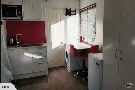 Photo of property in 76 Blue Gum Place, New Brighton, Christchurch, 8083