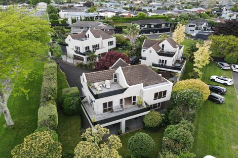 Photo of property in 66 Saint Andrews Terrace, St Andrews, Hamilton, 3200