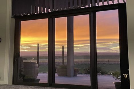 Photo of property in 211 Mcarthur Road, Springvale, Alexandra, 9391