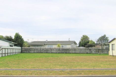 Photo of property in 104 Hampton Road, Whangamata, 3620