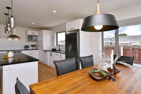 Photo of property in 25 Dunstan Crescent, Hornby, Christchurch, 8042