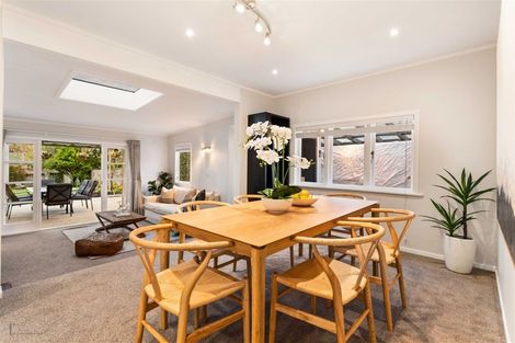 Photo of property in 74 Ferry Parade, Herald Island, Auckland, 0618