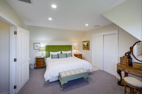 Photo of property in 20 Fulford Place, Havelock North, 4130