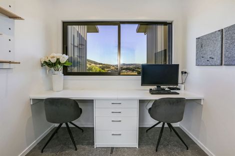 Photo of property in 20 Omaka Place, Aotea, Porirua, 5024