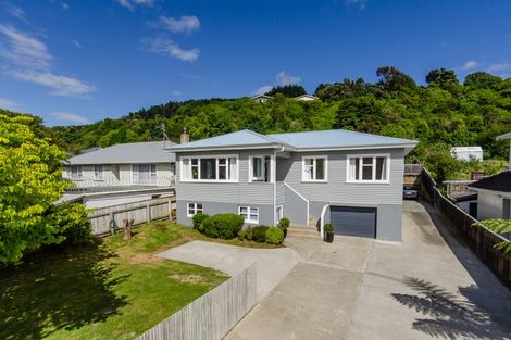Photo of property in 349 Main Road, Tawa, Wellington, 5028