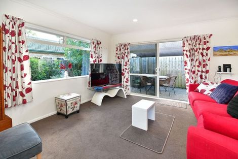 Photo of property in 29 Dan Tori Place, Orewa, 0931