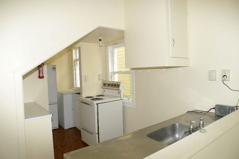 Photo of property in 19 Hiropi Street, Newtown, Wellington, 6021