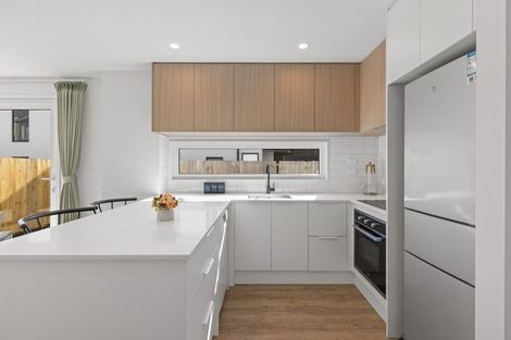 Photo of property in 2/61 Waltham Road, Sydenham, Christchurch, 8023