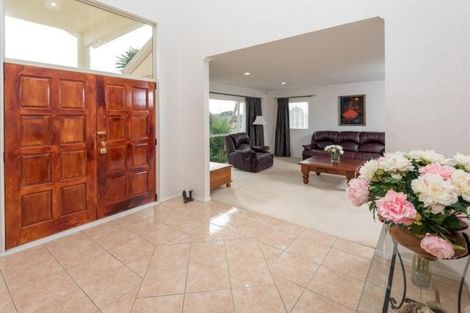 Photo of property in 22 Attymon Lane, East Tamaki, Auckland, 2016