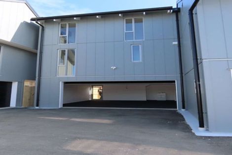 Photo of property in 2/246 Marine Parade, New Brighton, Christchurch, 8061