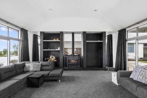 Photo of property in 412 Outram-mosgiel Road, North Taieri, Outram, 9073