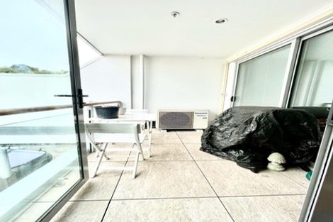 Photo of property in Norfolk Apartments, 113/19 Bute Road, Browns Bay, Auckland, 0630
