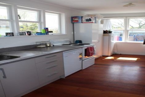 Photo of property in 9 Tranmere Road, Fairfield, Hamilton, 3214