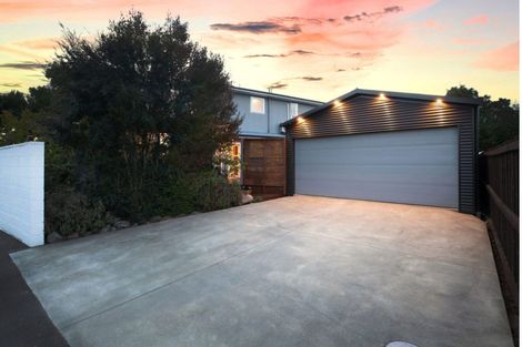 Photo of property in 2 Sonia Place, Casebrook, Christchurch, 8051