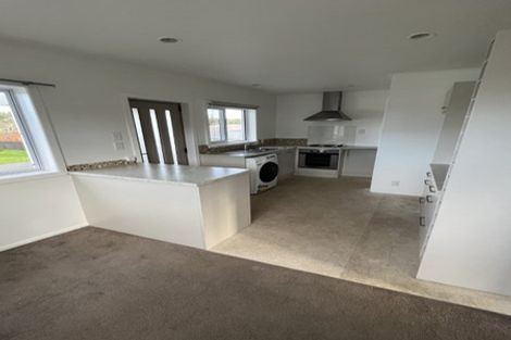 Photo of property in 27 Seaforth Avenue, Mangere Bridge, Auckland, 2022