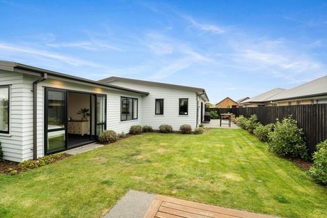 Photo of property in 40 Meyer Crescent, Halswell, Christchurch, 8025