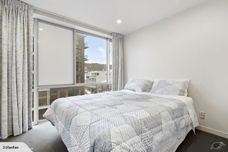 Photo of property in Monument Apartments, 4i/245 Wakefield Street, Te Aro, Wellington, 6011