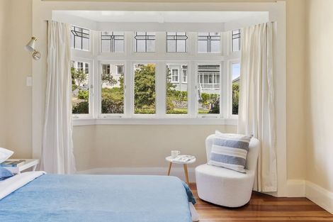 Photo of property in 24 Shoal Bay Road, Devonport, Auckland, 0624