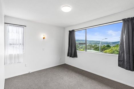 Photo of property in 18 Forglen Place, Tawa, Wellington, 5028