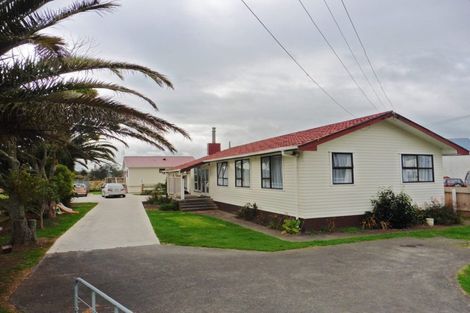 Photo of property in 200 Parkhurst Road, Parakai, 0830