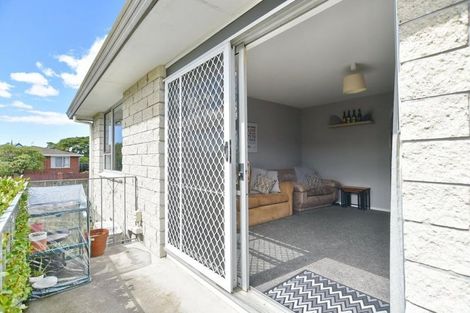 Photo of property in 1/5 James Condon Place, Redwood, Christchurch, 8051