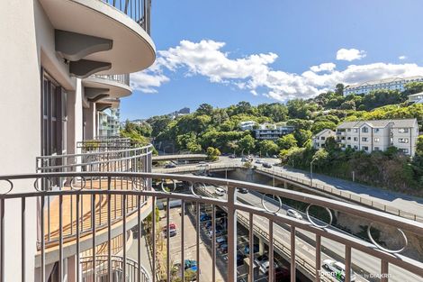 Photo of property in Atrium Towers, 8g/154 The Terrace, Wellington Central, Wellington, 6011