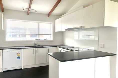 Photo of property in 35 Bermuda Drive, Hornby, Christchurch, 8042