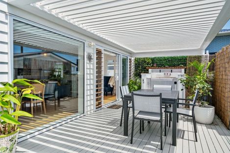 Photo of property in 932a Papamoa Beach Road, Papamoa Beach, Papamoa, 3118